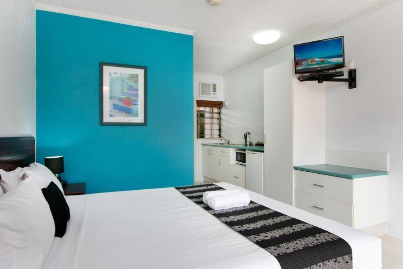 High Chaparral Hotel แคนส์ ภายนอก รูปภาพ